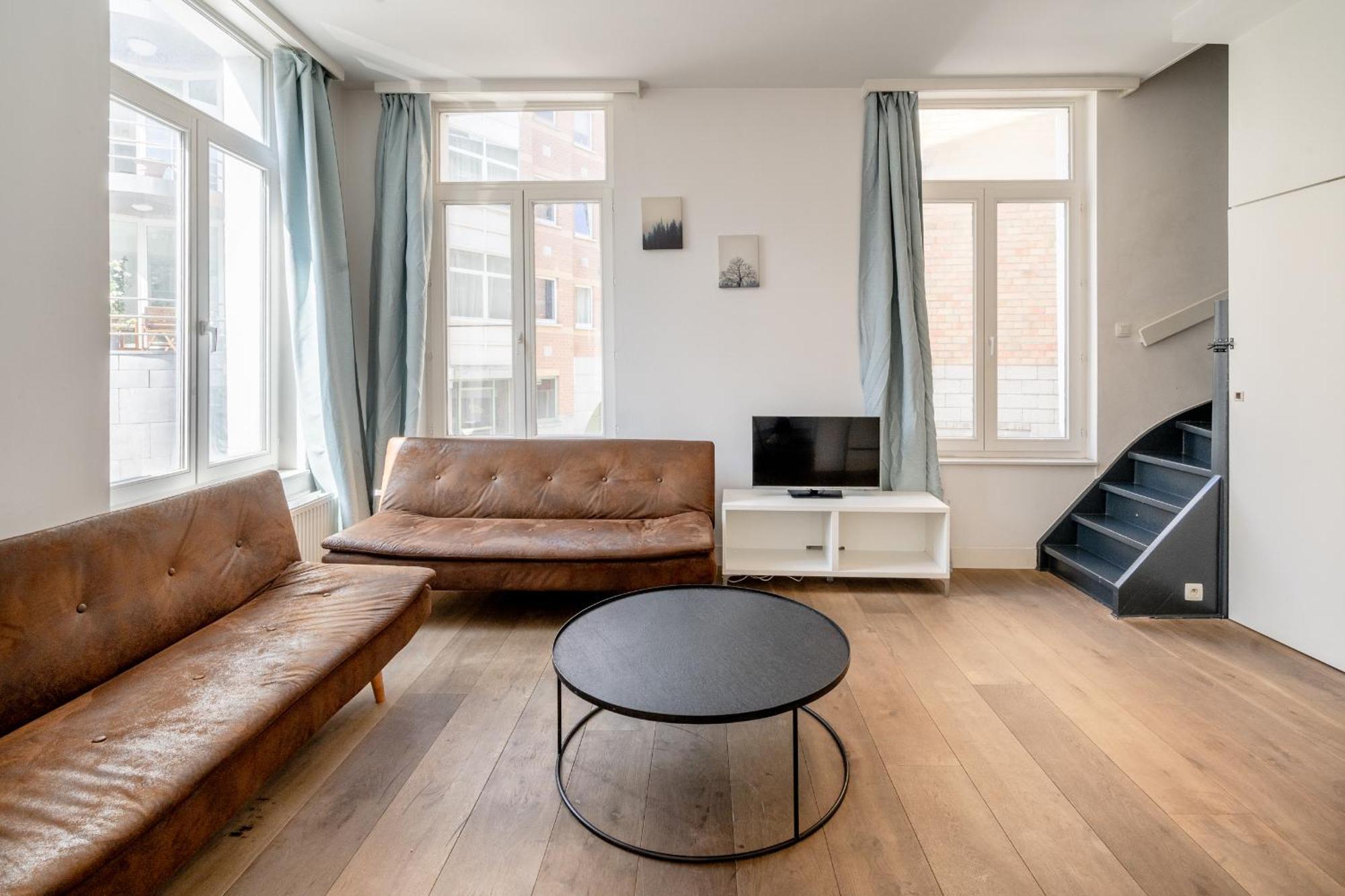 Beautiful Modern Apartment In The Heart Of Anvers Exterior foto